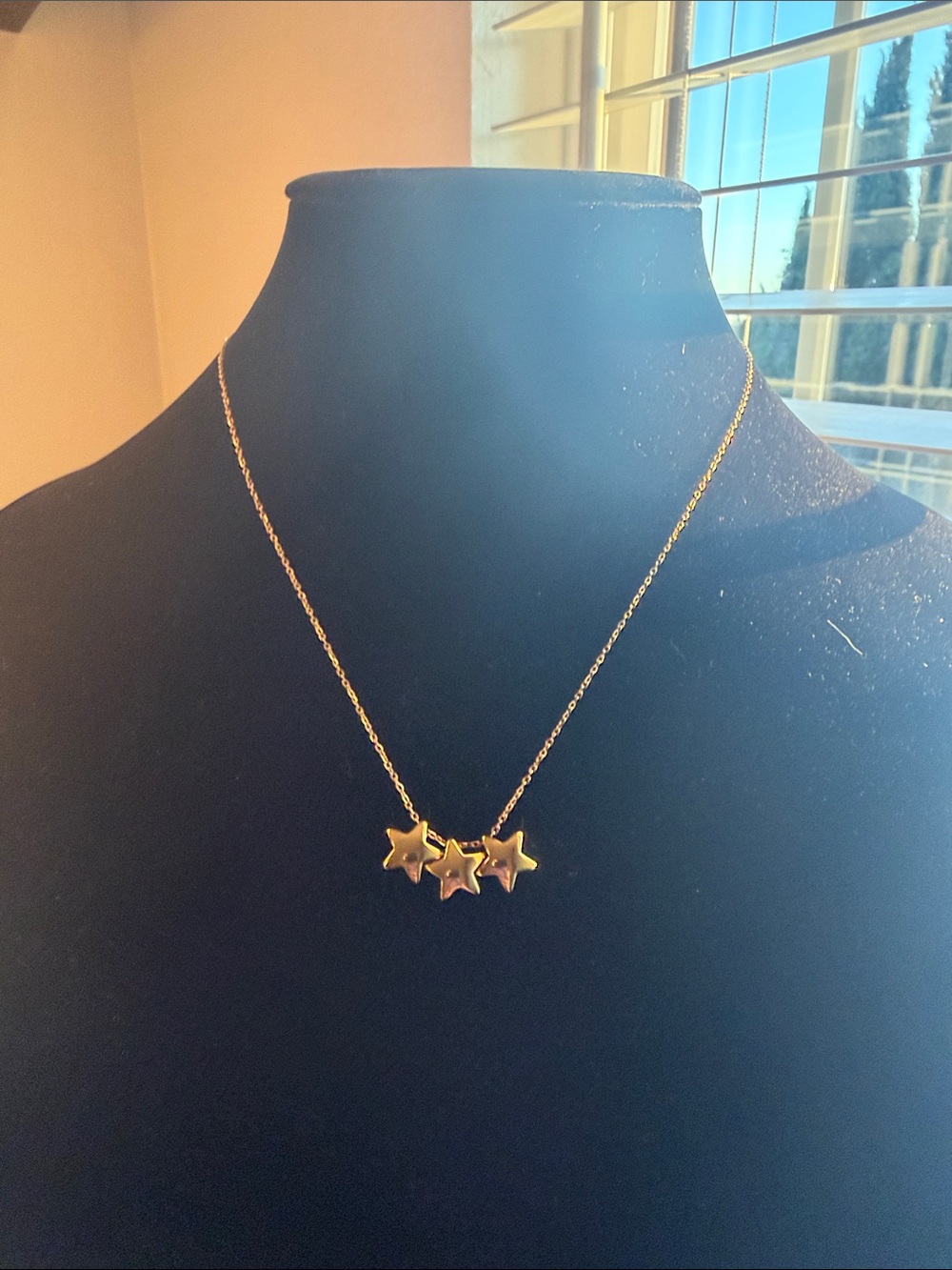 Gold Star Pendant Necklace - Women’s Delicate Star Charm Jewelry